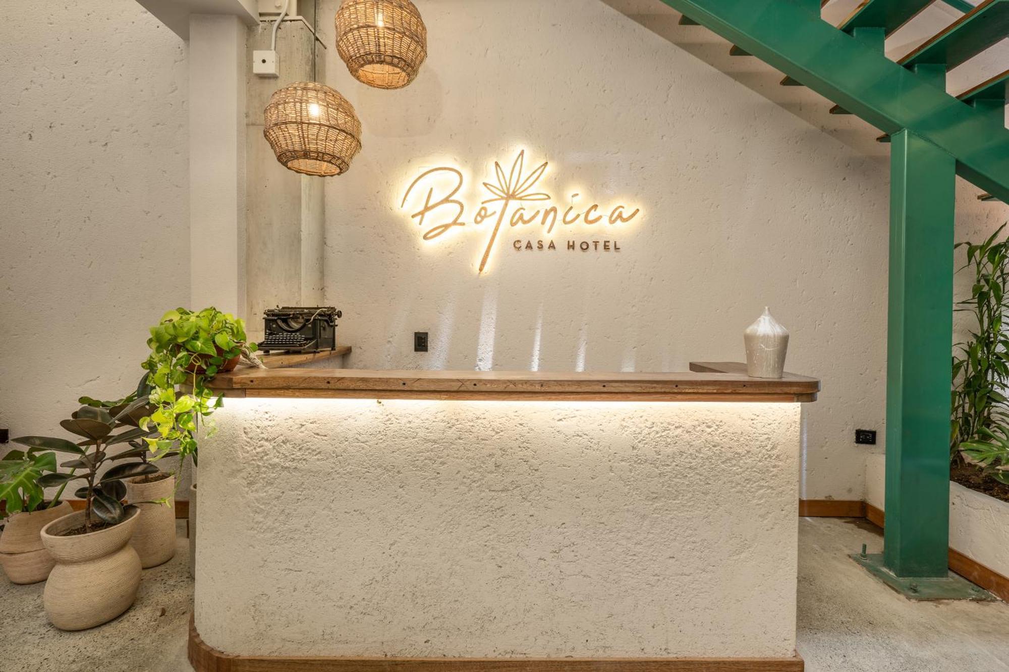 Botanica Casa Hotel Manila By Housy Host Medellín Exterior foto
